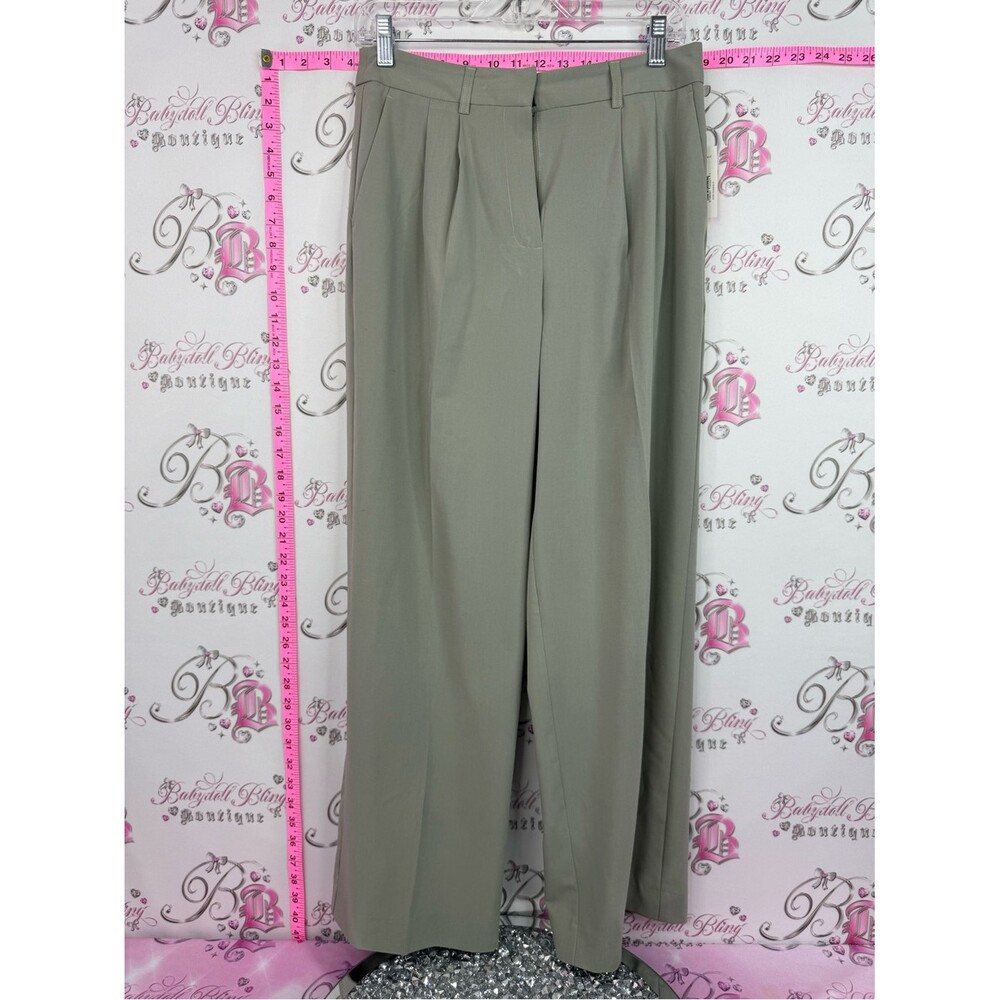 Joe Fresh Wide-Leg Pleated Pants in Sage grey